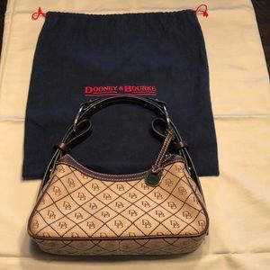 Dooney & Bourke purse